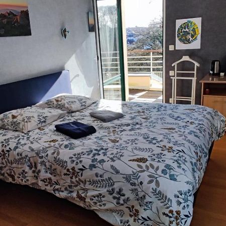 Grande Chambre Sdb Privee Avec Balcon Lannion Luaran gambar